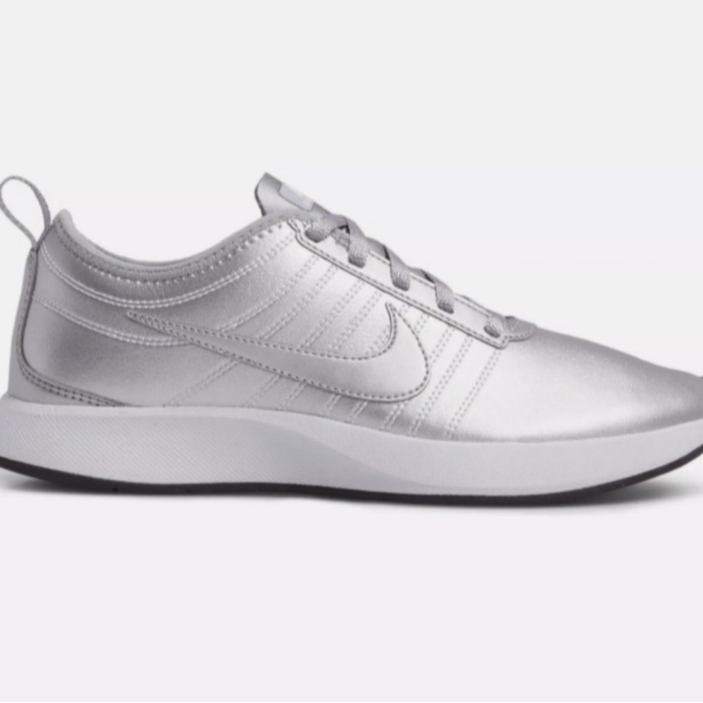 Nike Dualtone Racer PRM Silver chrome rave Sneaker women’s 8